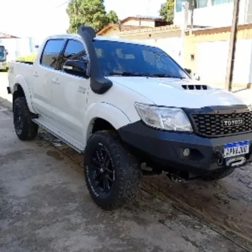 Toyota Hilux CD SRV D4-d 4X4 3.0 TDI Diesel AUT 2012