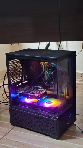 PC GAMER - RX 550 4GB / 16GBRAM