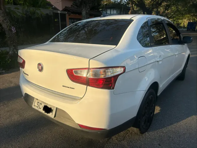 Fiat Grand Siena Attrac. 1.4 EVO F.flex 8V 2016