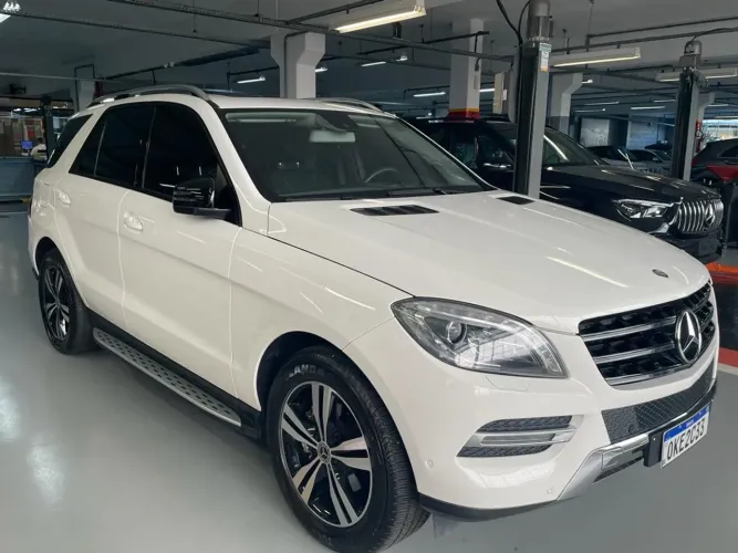 Mercedes-Benz ML-350 Sport 3.0 V6 258cv 4X4 Diesel 2014