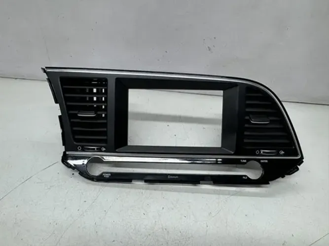 Moldura Som Com Difusor Ar Central Hyundai Elantra 17/18