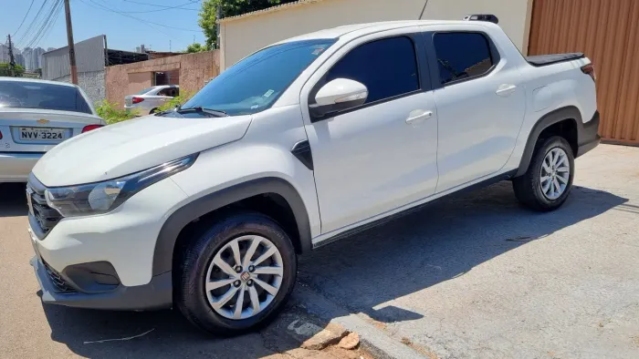 Fiat Strada Freedom 1.3 Flex 8V CD 2025