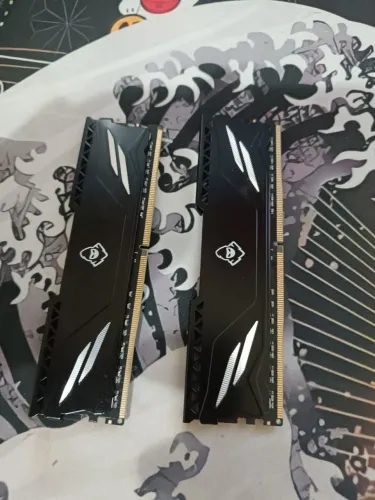 Memória RAM DDR4 2X8G 