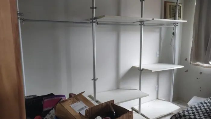 Arara de roupas 