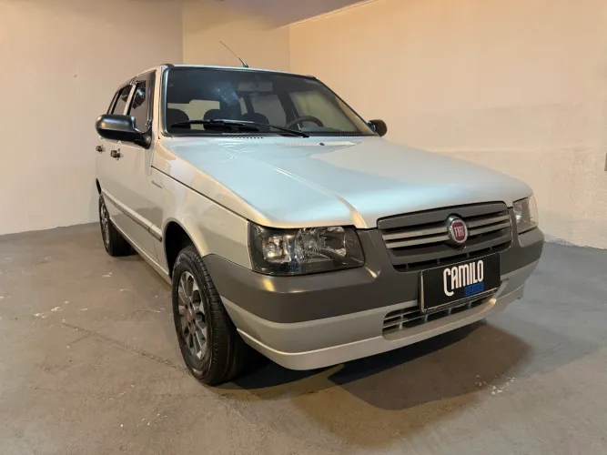 Fiat Uno Mille Grazie 1.0 Fire Flex 8V 4P 2013
