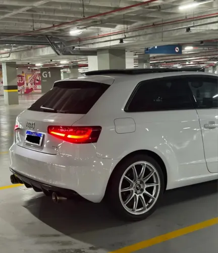 Audi A3 Sport 1.8 16V TFSI S-tronic 3P 2013