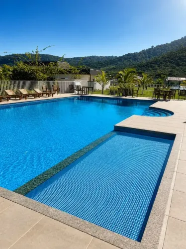 Terreno de 460 m² com vista para área de reserva no Condomínio Eco Place em Ubatiba, Maric