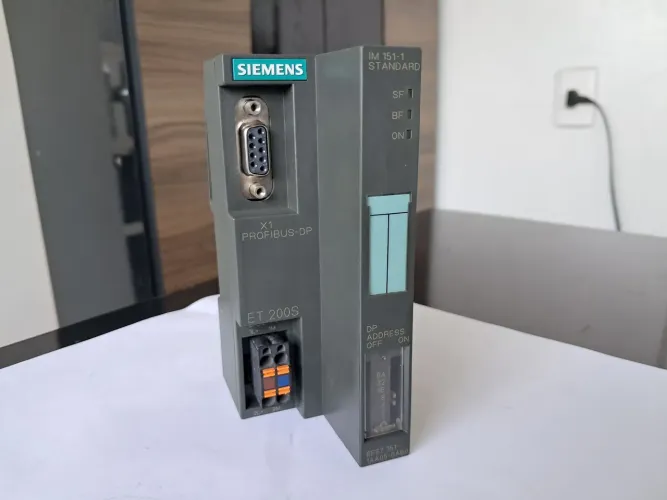 Módulo Siemens 6es7 151 1aa05 0ab0
