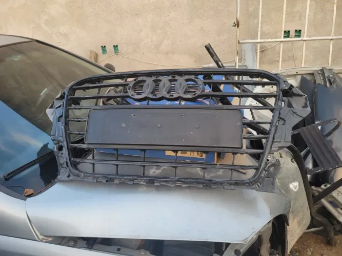Grade frontal Superior Audi A3 14/16 original