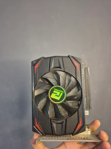 Vende-se placa de video RX550 