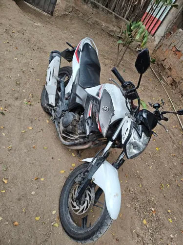 Fazer 250