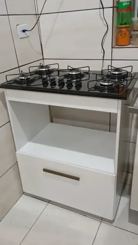 Balcão Salvia para cooktop 4 ou 5 bocas e espaço para Microondas ou forninho