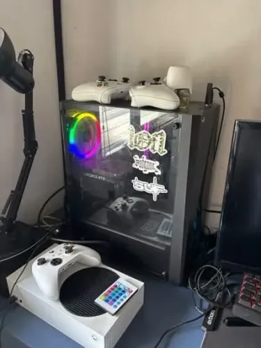 PC gamer Intel 10700