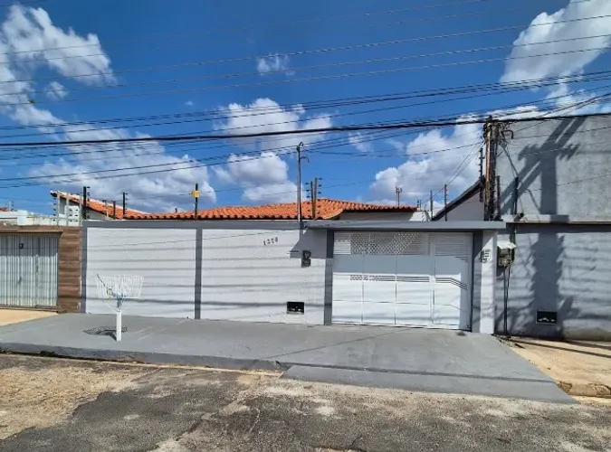 ALUGO CASA BAIRRO VERMELHA - ZONA SUL
