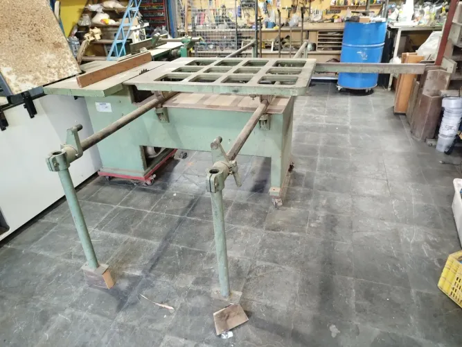 Vendo junto ou separado. Motores trifásico. Serra 5.500.00 desengrosso 6500.00