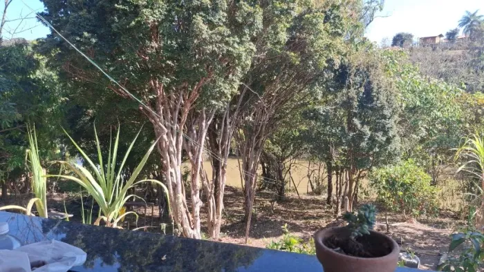 SÍTIO À VENDA EM PEDRAS - ITATIAIUÇU/MG