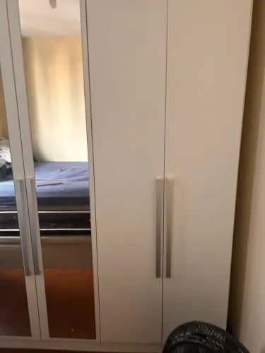 Guarda-Roupa de Casal