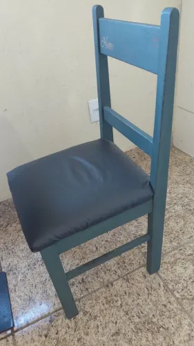 Mesa e cadeiras 