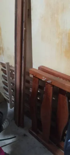 Cama e colchão solteirão