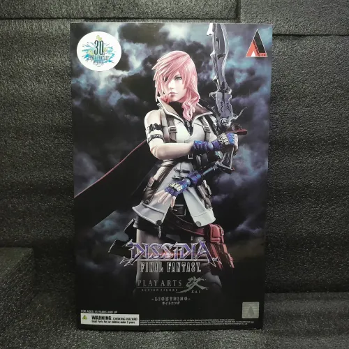 Play Arts Kai Lacrado Lightning Final fantasy 13 Dissidia
