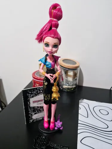 Monster high Gigi Grant Básica