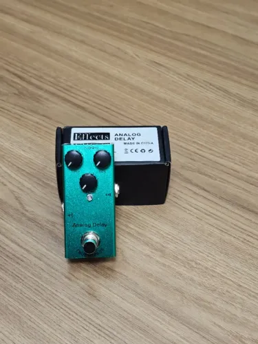 Pedal de guitarra: Analog Delay