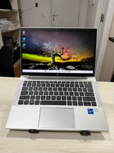 EliteBook 830 G7 + i5-1145G7 + 16 GB + Iris Xe + Touch + Full HD + NVMe.