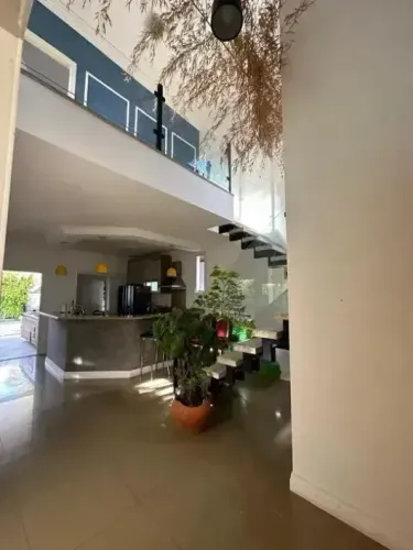 Sobrado para venda com 250 metros quadrados com 4 quartos em Jardim Hípica Pinheiro - Taub