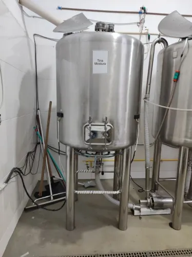Cozinha cervejeira 700 l final a fogo 