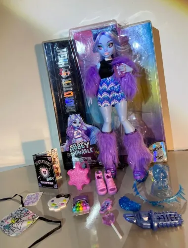 Abbey Bominable Monster High g3