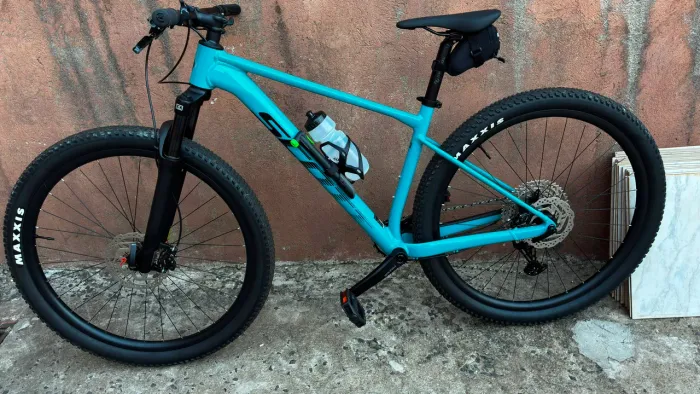 Bicicleta scott scale 980