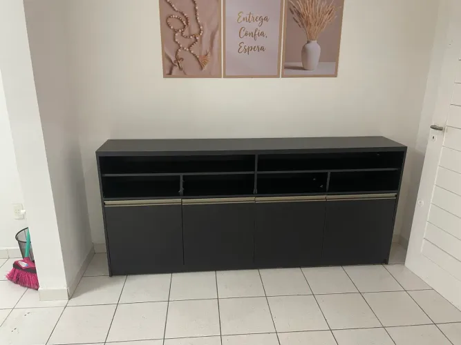 Rack/Balcão Grande em MDF Preto com 4 Portas