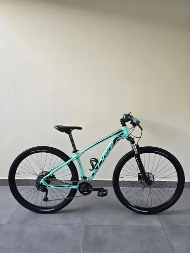 Bicicleta Oggi 7.0 tamanho 15.5 inteira Shimano, muito nova e pronta para pedalar