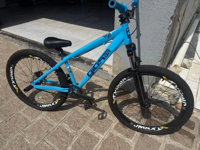 Bicicleta gios 4 trix