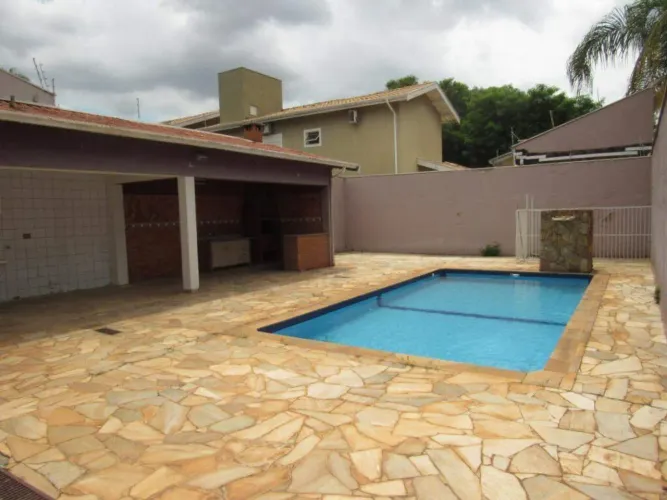 Casa com 4 dormitórios para alugar, 238 m² por R$ 3.500,00/mês - Parque Santa Cecília - Pi