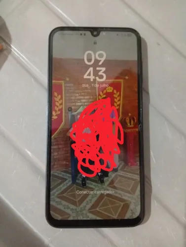 Celular Samsung A15 travado na tela de bloqueio