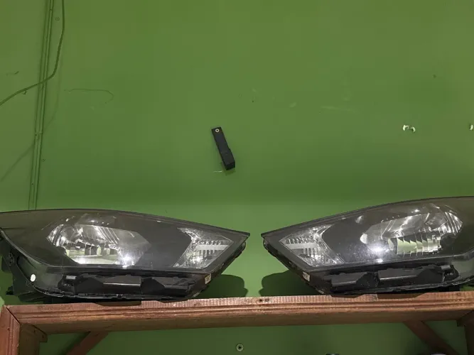 Farol Hyundai hb20 2023 a 2025 sem led o par