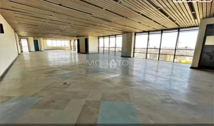 Andar Comercial 6 Banheiros, 10 Vagas de Garagem, Bairro Centro