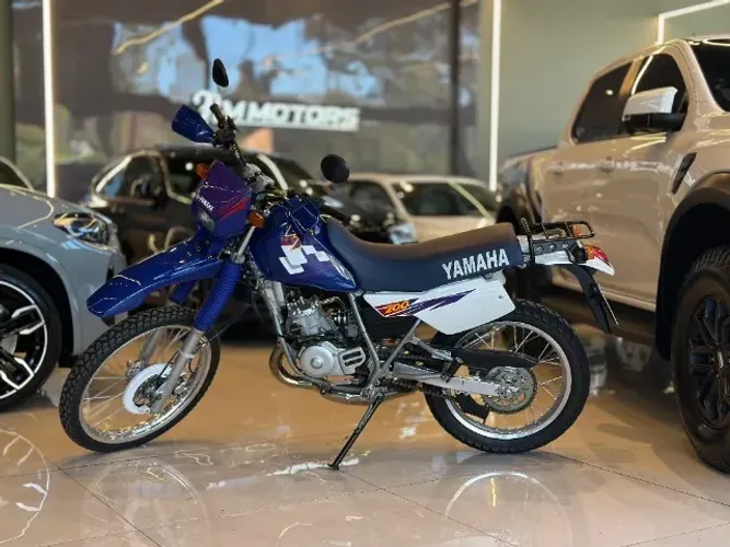 YAMAHA DT 200