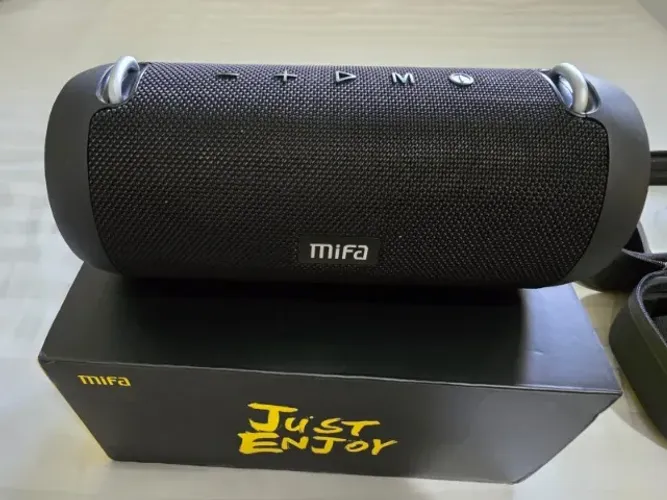 Caixa de Som Bluetooth MIFA A90 60W - Estado de Nova (Uso Único)