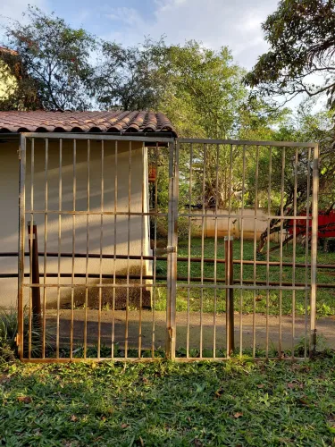 Portão basculante 2 folhas