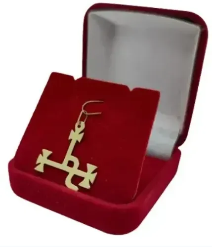 Pingente selo sigilo de Lilit em ouro 18k