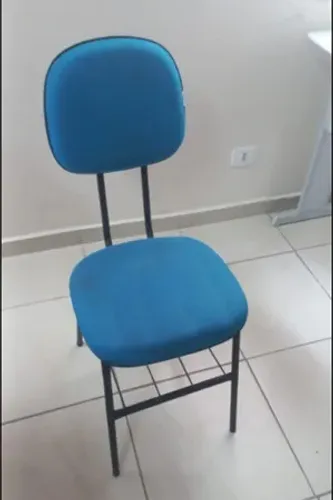 CADEIRA SECRETARIA AZUL COM APOIO DE LIVRO 