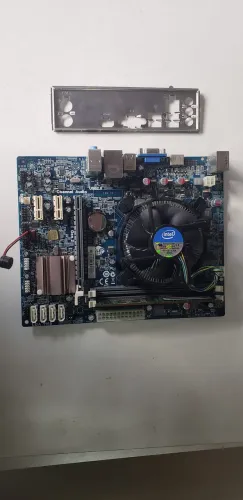 Placa, processador i3 2 geração e 4gb de memoria