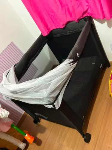 Vendo berço/ pinteiro completo
