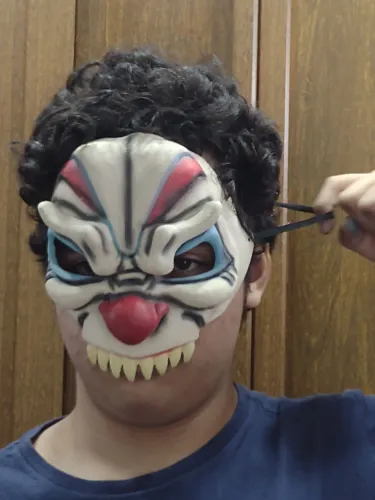 Máscara e peruca de palhaço terror
