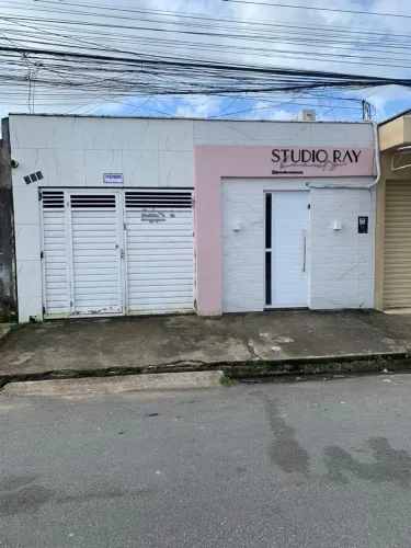 Vendo casa com ponto comercial no clima bom