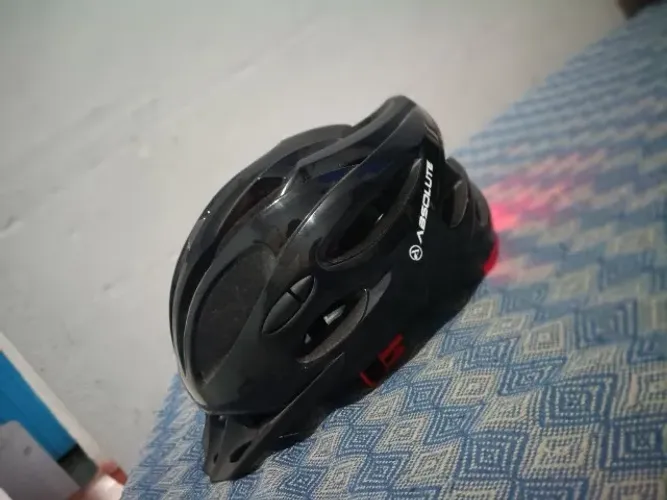 Capacete para Ciclismo da Absolut