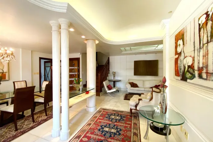 Casa à Venda - Mangabeiras, 5 Quartos, 560 m2