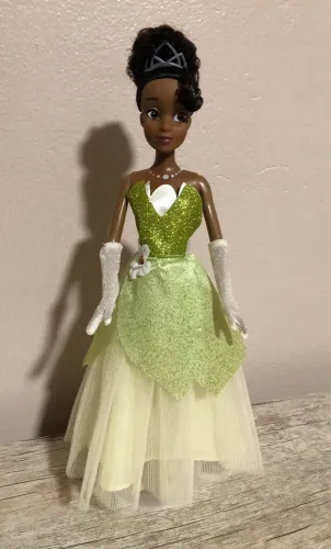 Boneca Tiana Disney store